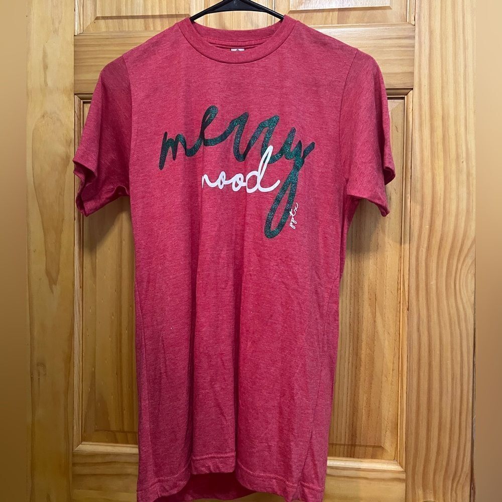 Tultex brand size Small Merry Mood t shirt